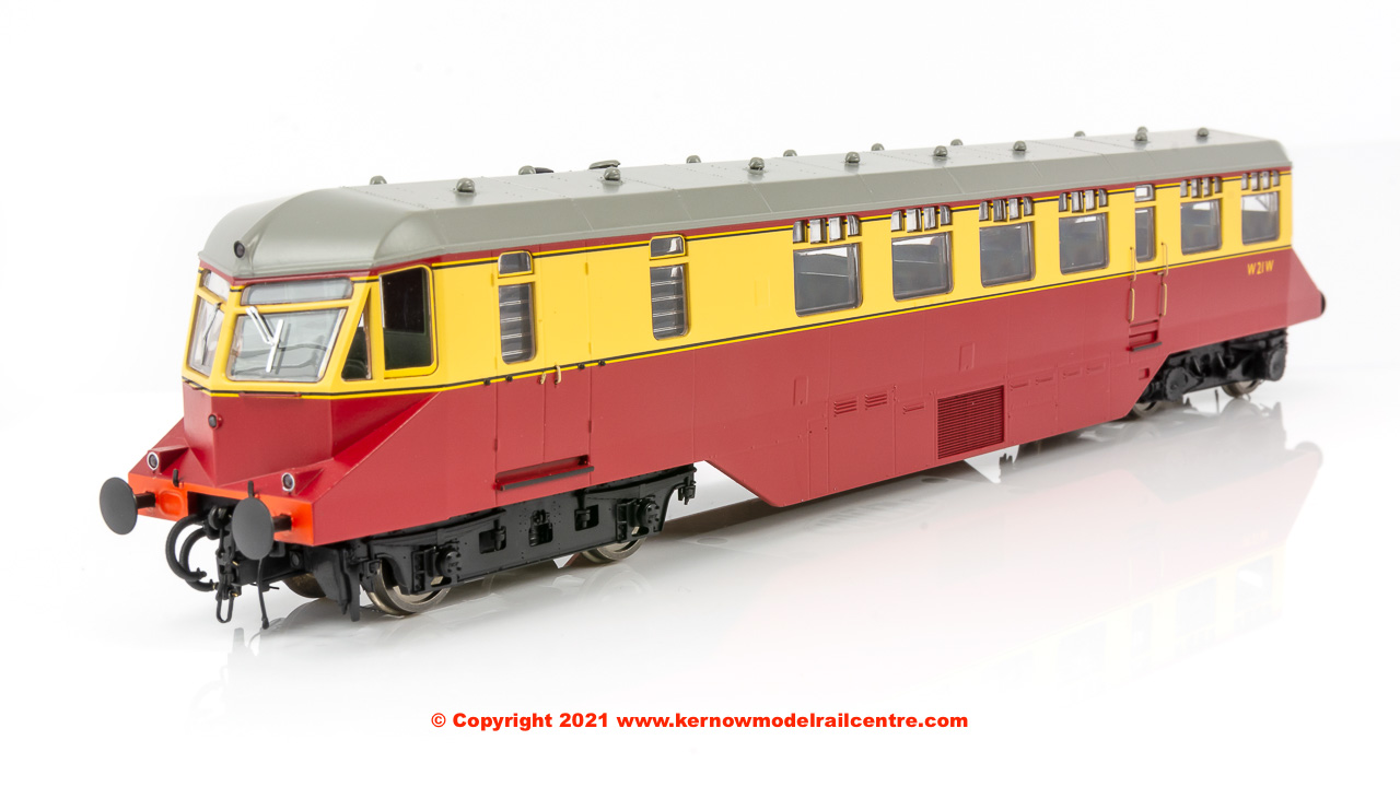 19402 Heljan AEC Railcar number W21W in BR Crimson and Cream Livery with light grey roof